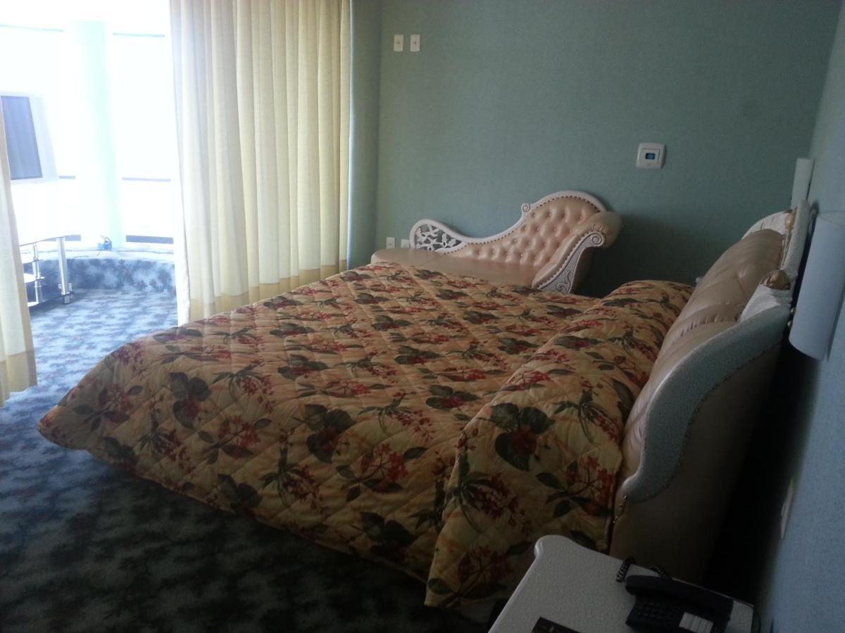 Hotel Eden By Bluebay Oruro Szoba fotó